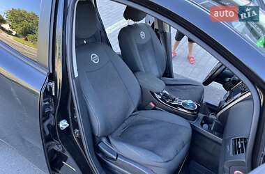 Хэтчбек Nissan Leaf 2016 в Хмельницком