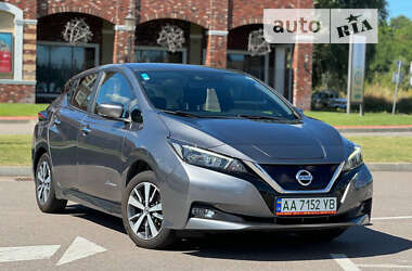 Хэтчбек Nissan Leaf 2019 в Киеве