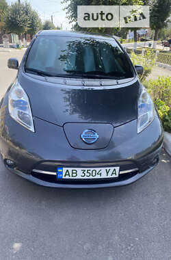 Хетчбек Nissan Leaf 2013 в Гайсину