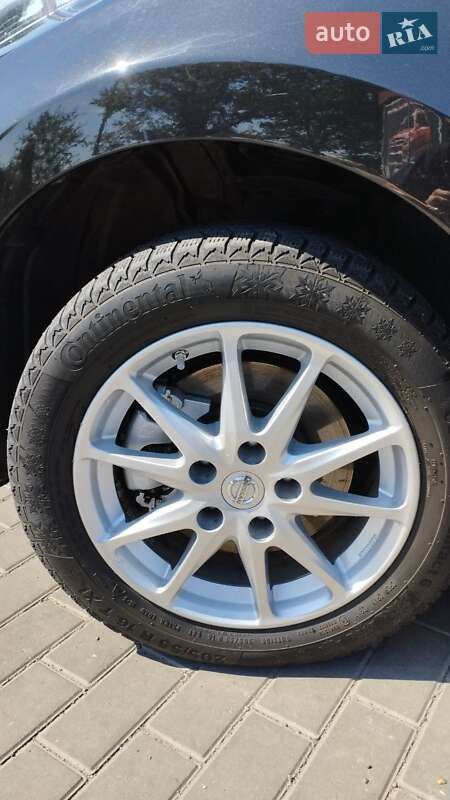 Хетчбек Nissan Leaf 2014 в Тальному фото 13 Хетчбек Nissan Leaf 2014 в Тальному