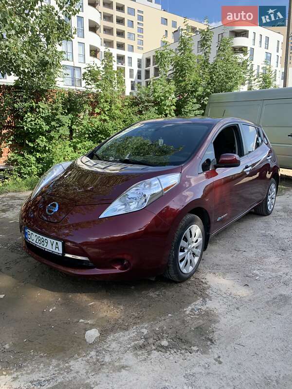 Хетчбек Nissan Leaf 2017 в Львові