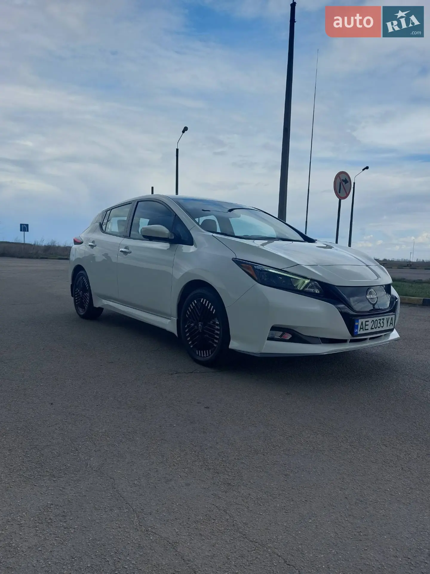 2022 Nissan Leaf - мініатюра 2