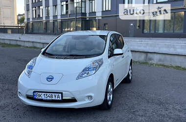 Хетчбек Nissan Leaf 2011 в Луцьку