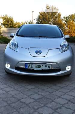 Хэтчбек Nissan Leaf 2016 в Павлограде