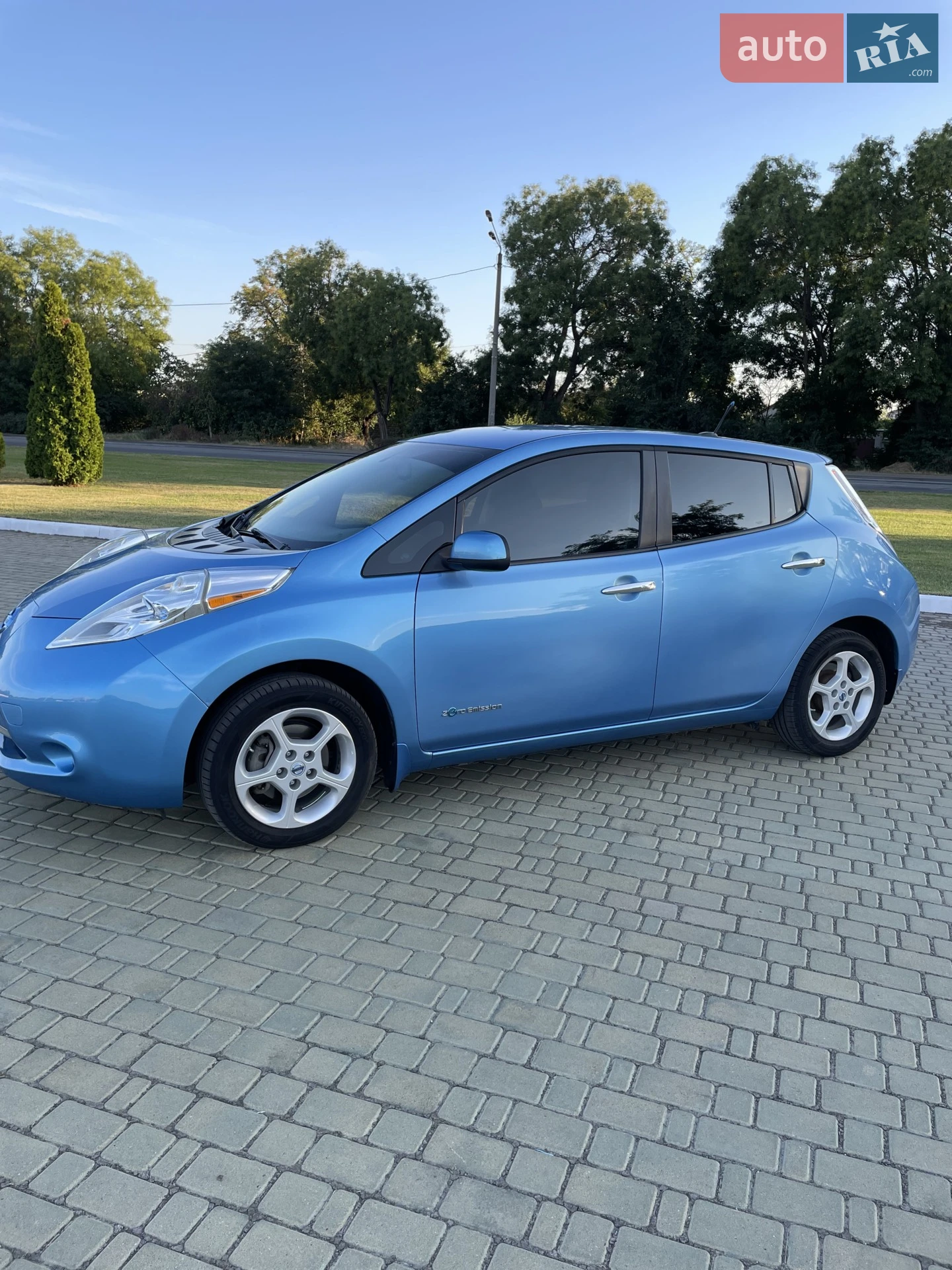 2013 Nissan Leaf - мініатюра 2