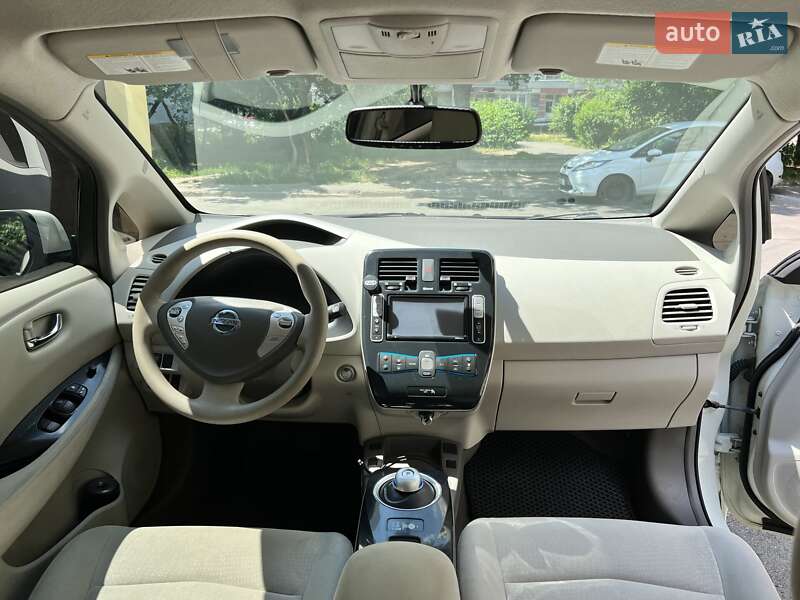 Хетчбек Nissan Leaf 2011 в Харкові