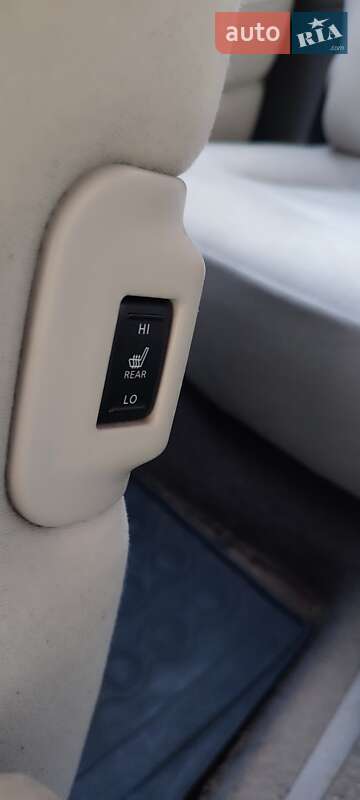 Хэтчбек Nissan Leaf 2012 в Дрогобыче