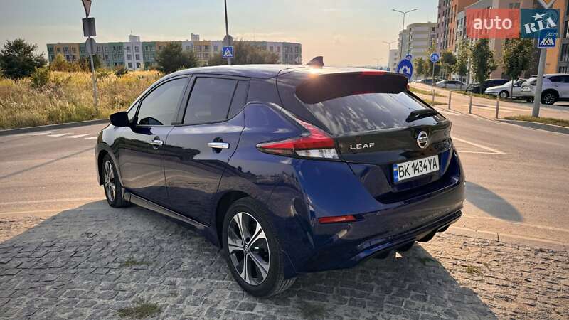 Хэтчбек Nissan Leaf 2021 в Ровно фото 31 Хэтчбек Nissan Leaf 2021 в Ровно