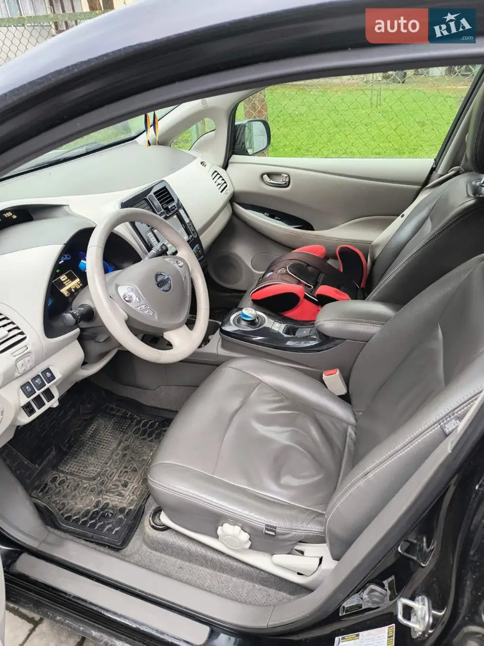 2012 Nissan Leaf - мініатюра 36