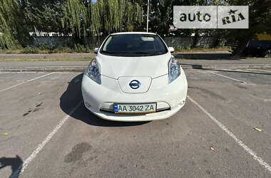 Хэтчбек Nissan Leaf 2016 в Житомире