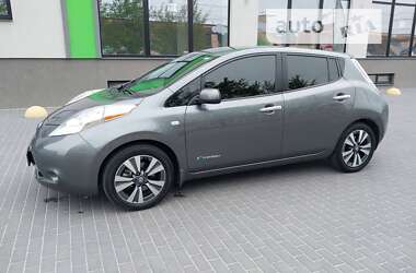 Хэтчбек Nissan Leaf 2016 в Киеве