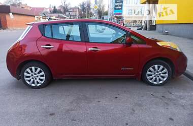 Хэтчбек Nissan Leaf 2013 в Днепре