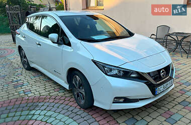 Хетчбек Nissan Leaf 2018 в 