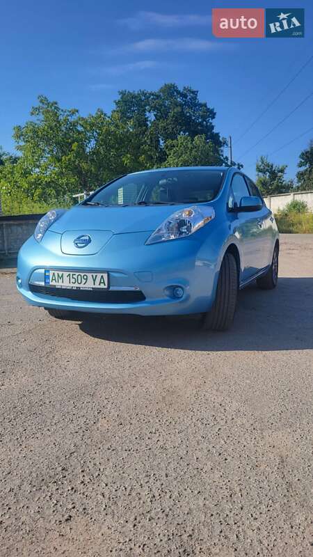 Хэтчбек Nissan Leaf 2014 в Житомире