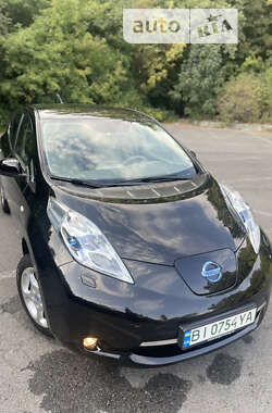 Хетчбек Nissan Leaf 2012 в Полтаві