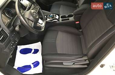 Хэтчбек Nissan Leaf 2019 в 