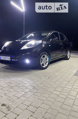 Хетчбек Nissan Leaf 2014 в Івано-Франківську