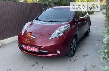 Хетчбек Nissan Leaf 2015 в Полтаві