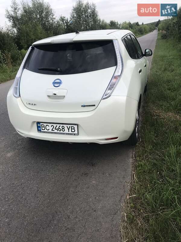 Хэтчбек Nissan Leaf 2012 в Львове фото 4 Хэтчбек Nissan Leaf 2012 в Львове