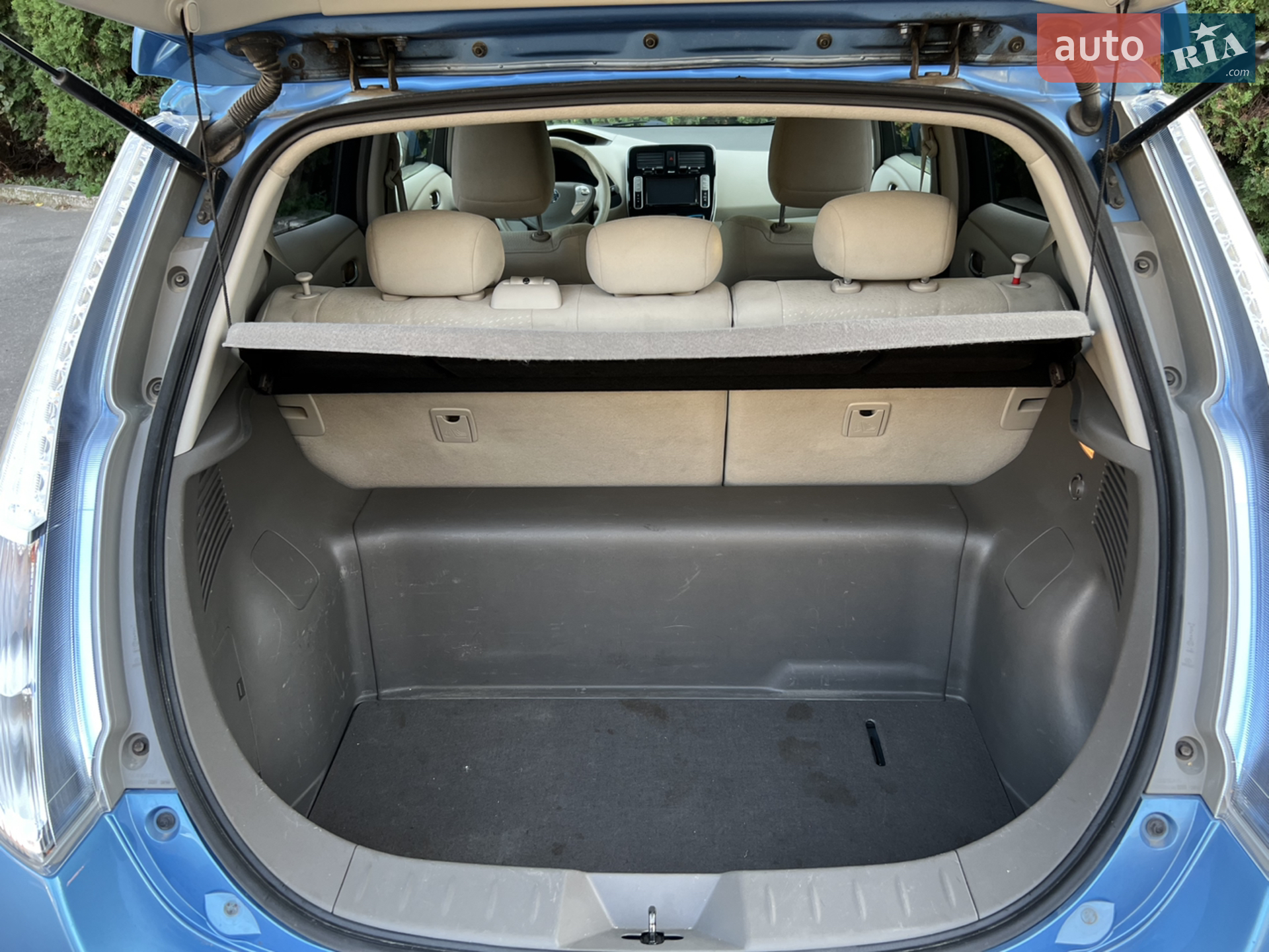 2011 Nissan Leaf - мініатюра 21