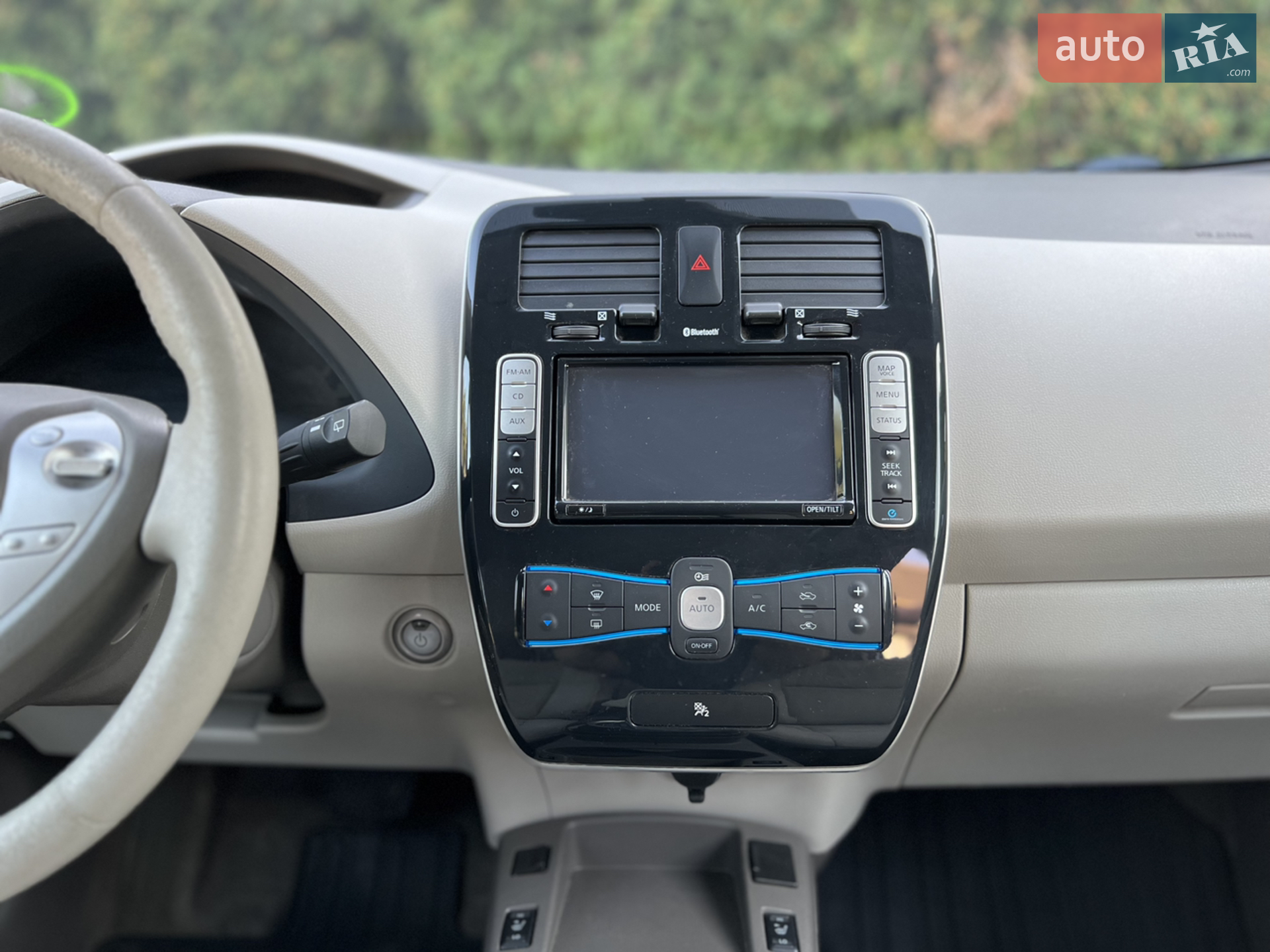 2011 Nissan Leaf - мініатюра 40