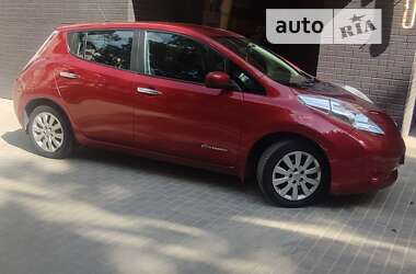 Хэтчбек Nissan Leaf 2014 в Тернополе