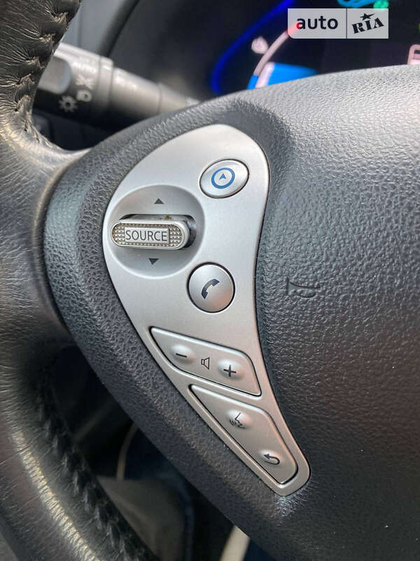 Хэтчбек Nissan Leaf 2013 в Днепре фото 21 Хэтчбек Nissan Leaf 2013 в Днепре