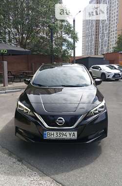 Хетчбек Nissan Leaf 2019 в Одесі