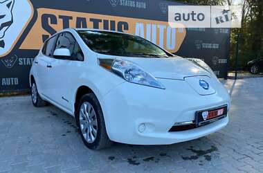 Хетчбек Nissan Leaf 2015 в Хмельницькому