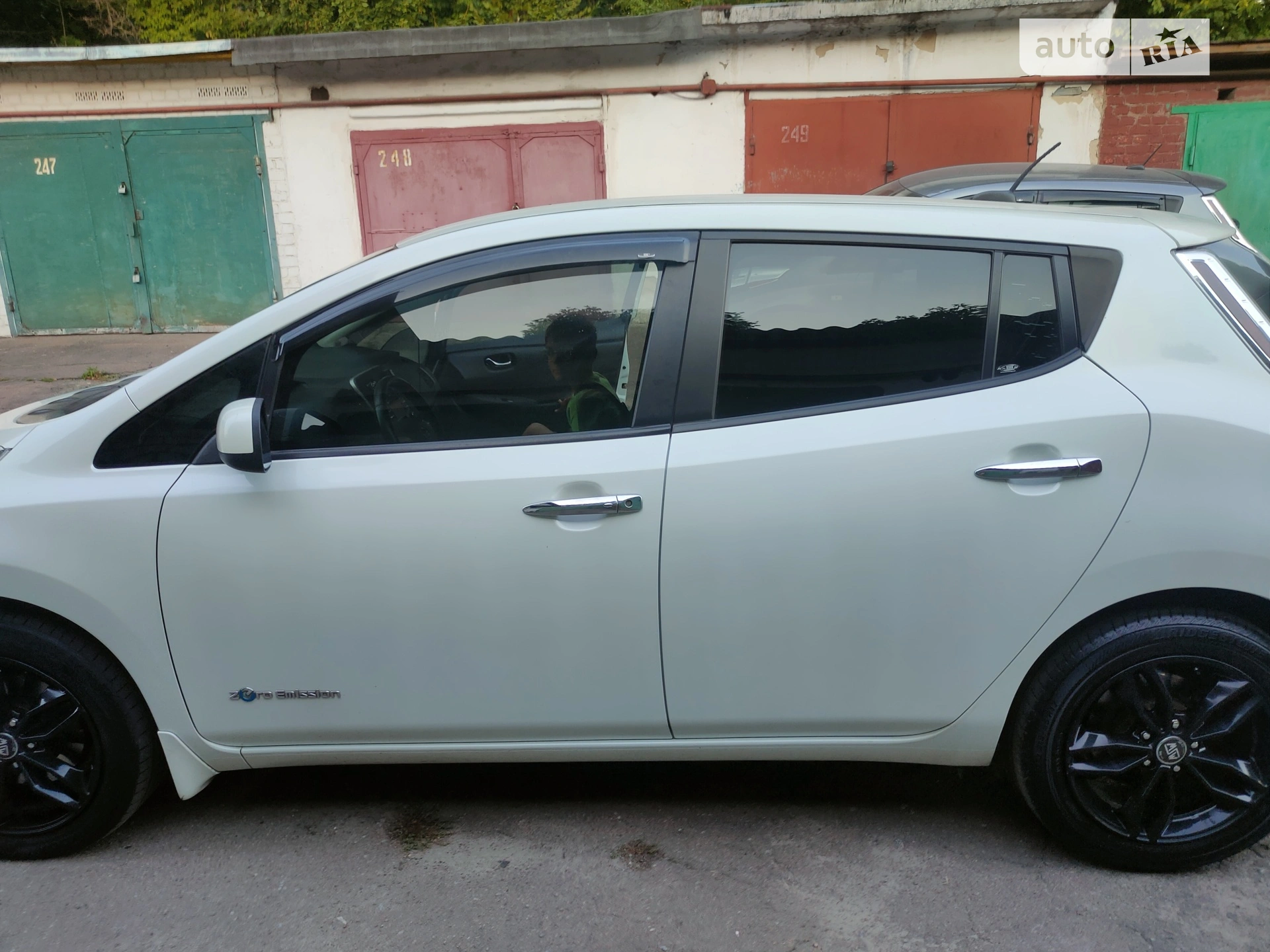 2014 Nissan Leaf - мініатюра 5