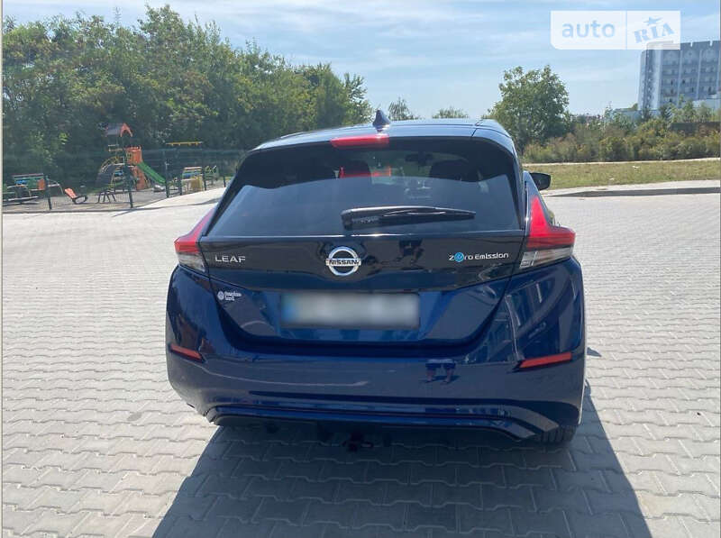 Хетчбек Nissan Leaf 2018 в Львові
