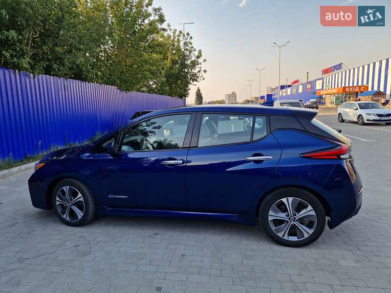 Хэтчбек Nissan Leaf 2018 в Виннице