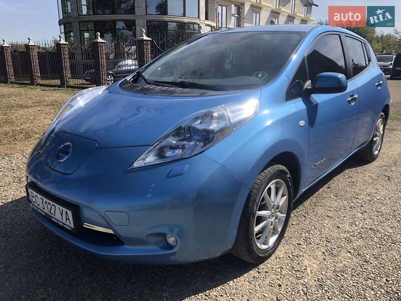 Хетчбек Nissan Leaf 2012 в Стрию фото Хетчбек Nissan Leaf 2012 в Стрию
