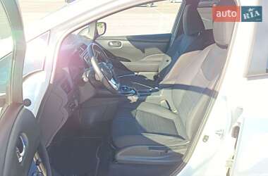 Хетчбек Nissan Leaf 2019 в 