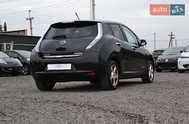 Хэтчбек Nissan Leaf 2014 в 