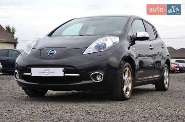 Хэтчбек Nissan Leaf 2014 в 