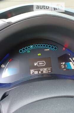 Хетчбек Nissan Leaf 2013 в Червонограді