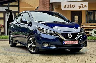 Хэтчбек Nissan Leaf 2018 в Львове