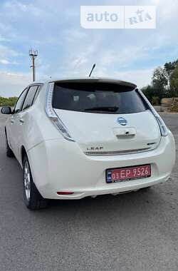 Хетчбек Nissan Leaf 2013 в Звенигородці