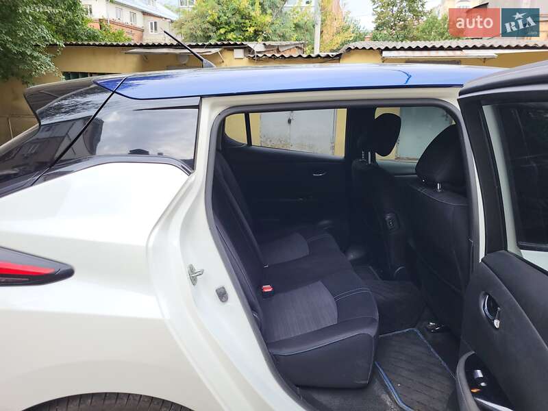 Хэтчбек Nissan Leaf 2018 в Харькове