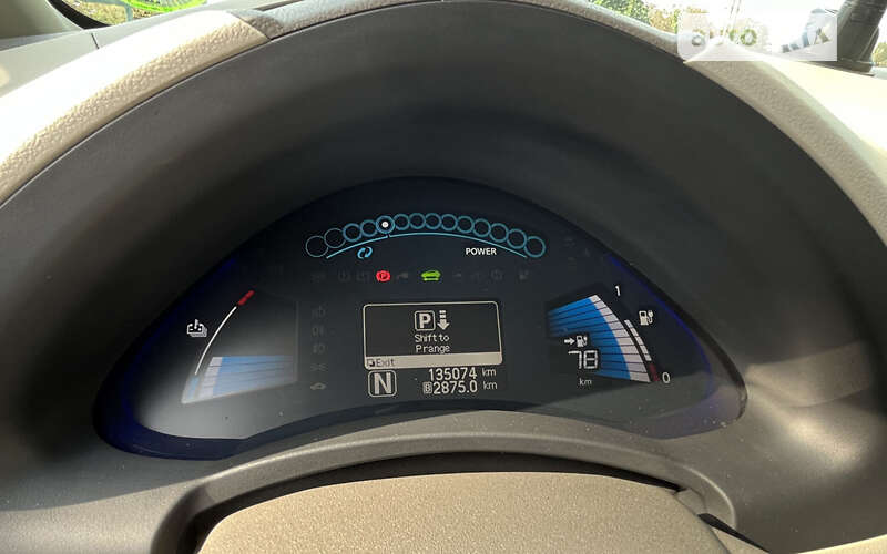 Хэтчбек Nissan Leaf 2012 в Стрые