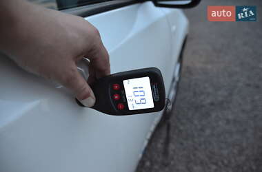 Хэтчбек Nissan Leaf 2013 в Луцке