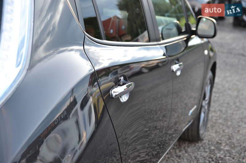 Хетчбек Nissan Leaf 2014 в Луцьку