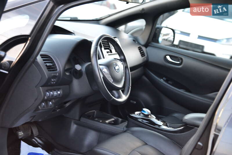 Хетчбек Nissan Leaf 2014 в Луцьку