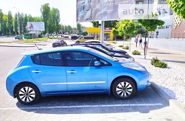 Хэтчбек Nissan Leaf 2014 в Черкассах