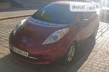 Хетчбек Nissan Leaf 2013 в Чернівцях