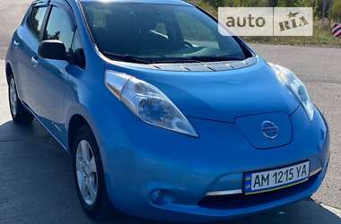 Хэтчбек Nissan Leaf 2014 в Коростене