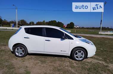 Хетчбек Nissan Leaf 2015 в Здолбуніві