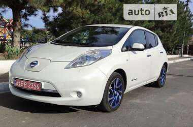 Хетчбек Nissan Leaf 2015 в Одесі