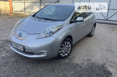 Хэтчбек Nissan Leaf 2014 в Славянске